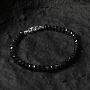 Men’s black spinel bracelet detail of 925 silver clasp